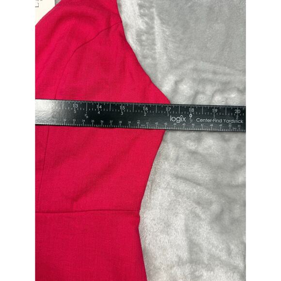 New Latiste by Amy Large Hot Pink V-Neck Romper Linen Blend Adjustable Straps - Picture 7 of 9